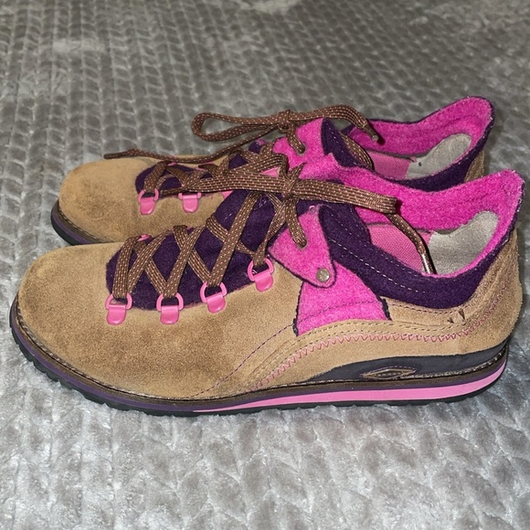 Merrell Dark Earth Shoes.  Size 9.  Vintage. Suede with Wool Sock. - Picture 1 of 11